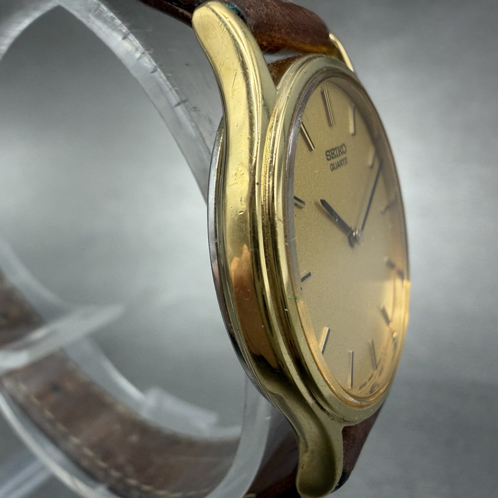 Seiko Watch Women 28mm Gold Dial Gold Tone Round 4N00-0720 New Battery Vintage3