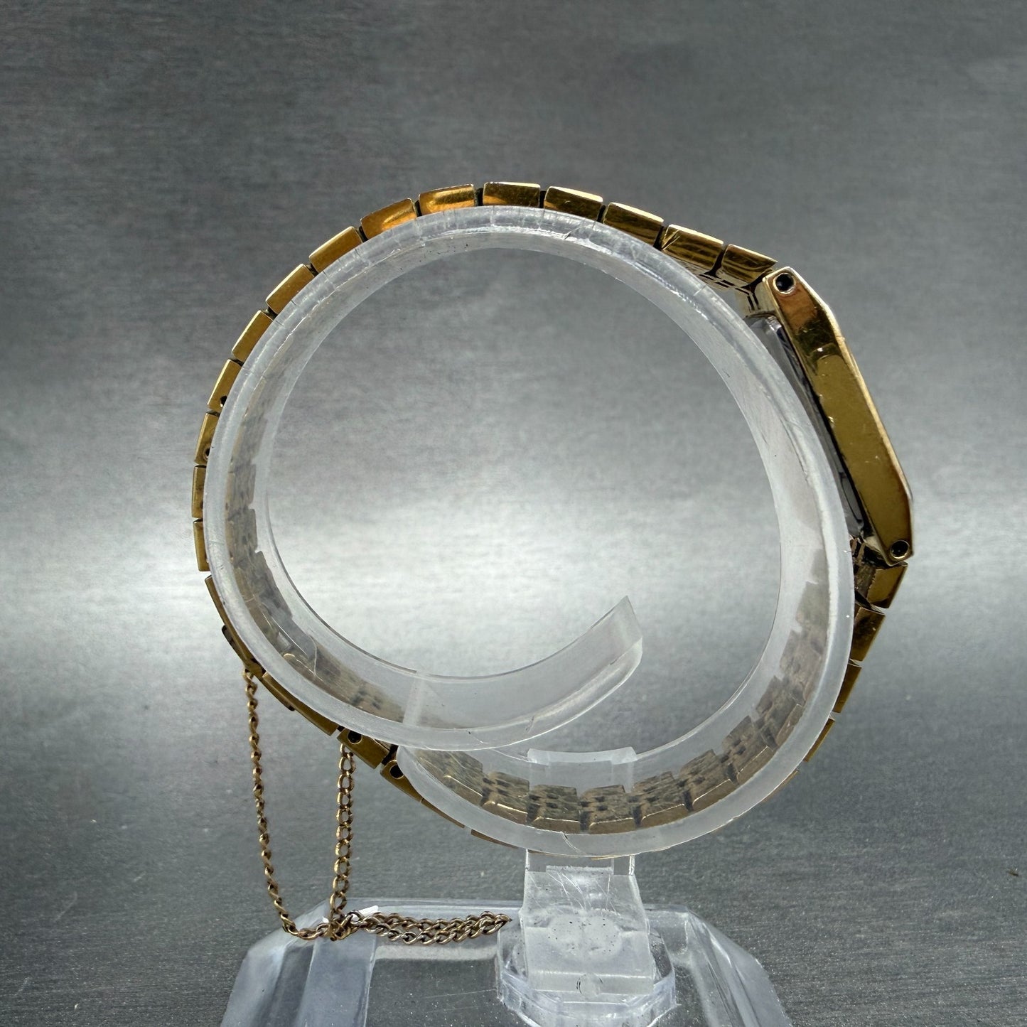 Seiko Tank Watch Women 12mm Champagne Dial Gold Tone 2E20-5559 New Battery VTG8