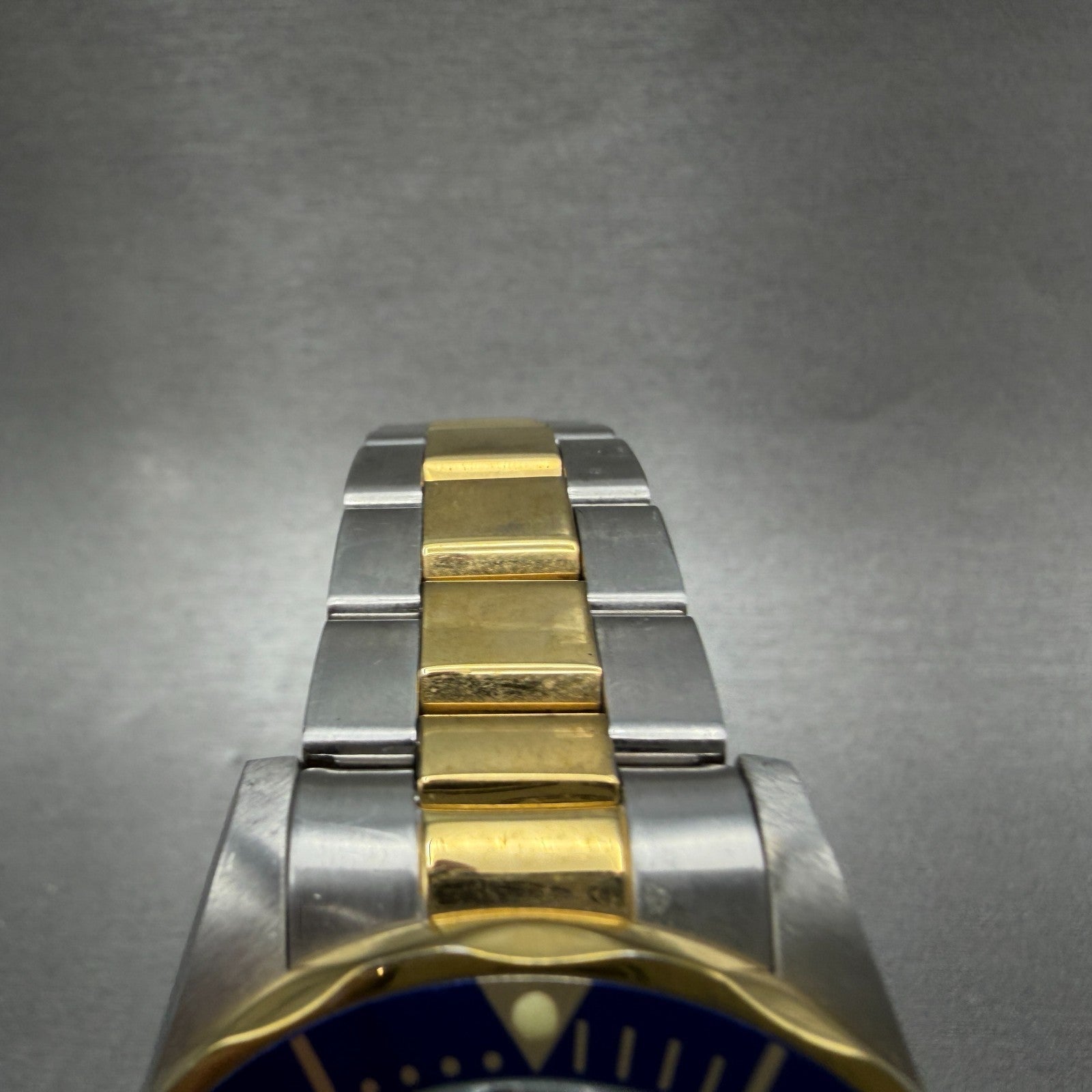 Invicta Pro Diver Watch Men 40mm Blue Dial Two Tone Date Automatic 8928 Runs4