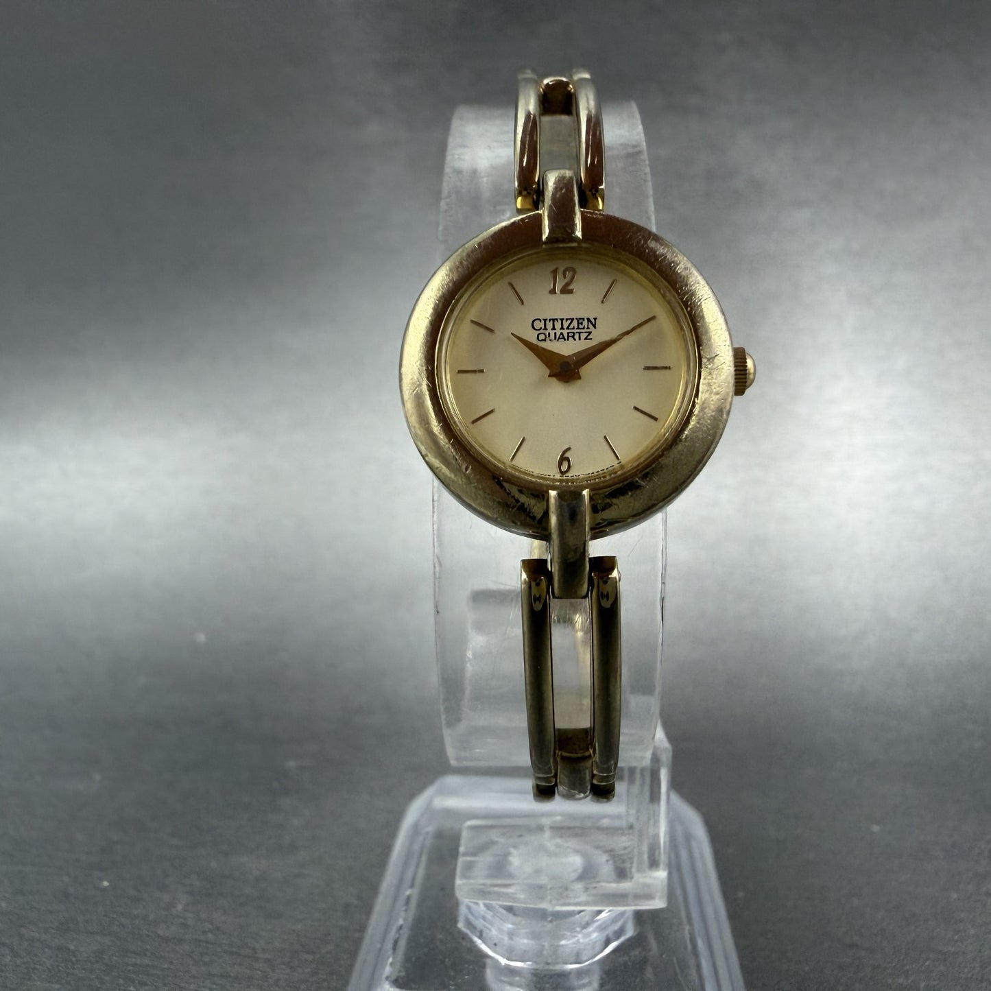 Citizen Watch Women 20mm Champagne Dial Gold Tone Round 5920-S99183 New BatteryA5