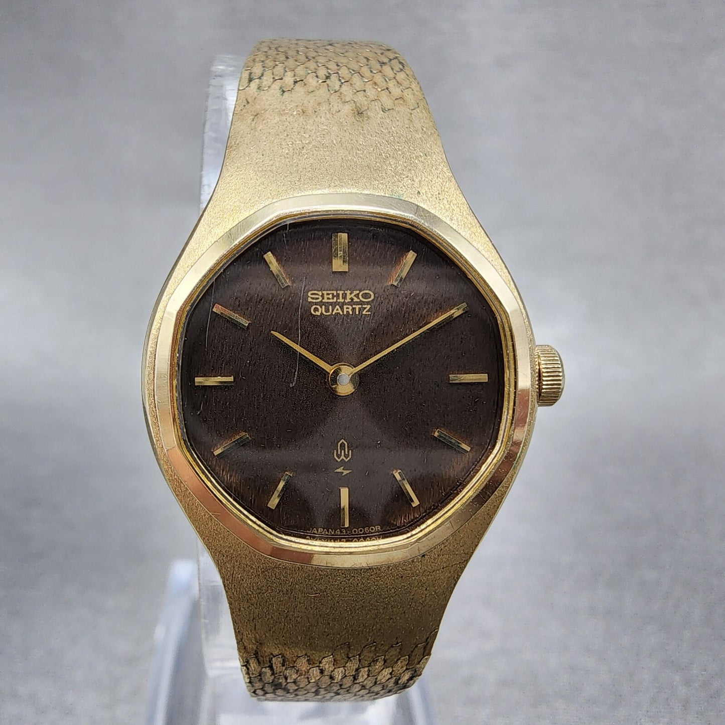 VTG Seiko Watch Women 22mm Brown Dial Gold plated Round 437000 New Battery0