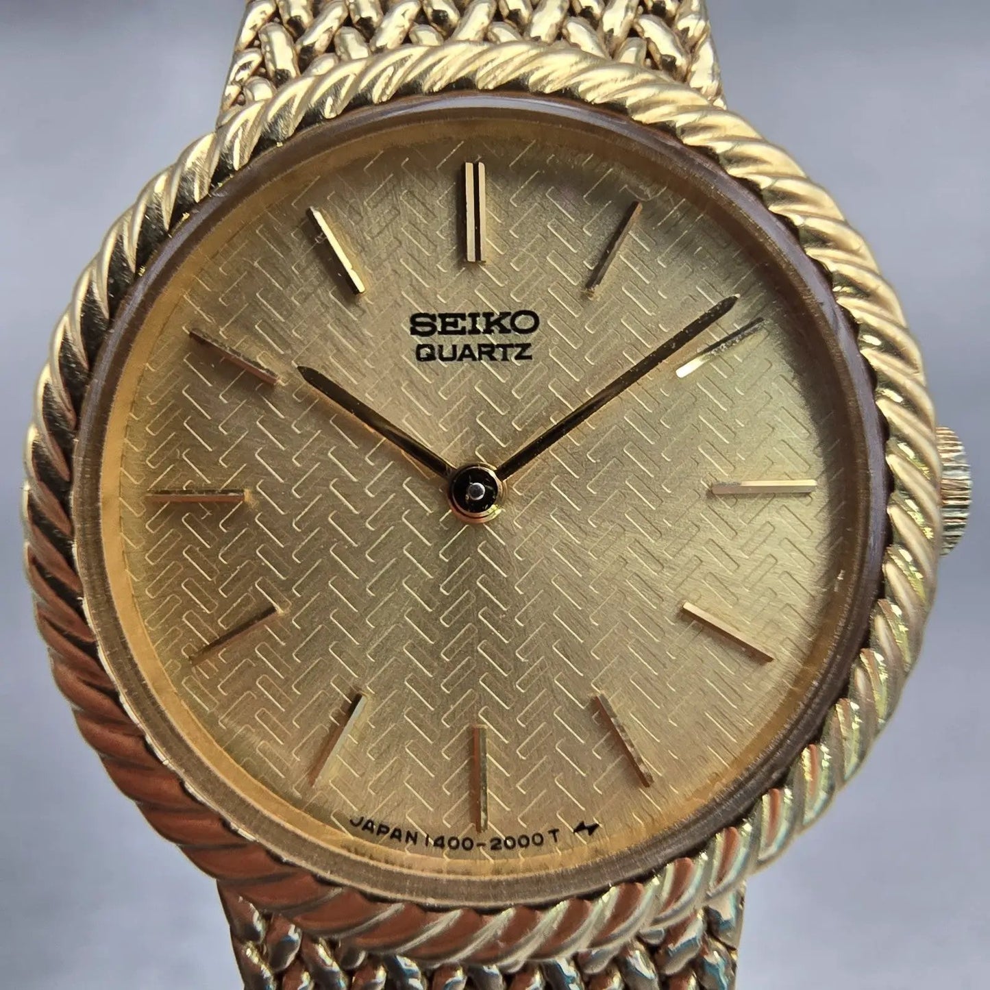 Seiko Watch Women 22mm Gold Dial Gold Tone Round 1400-0479 New Battery Vintage1