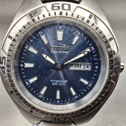 Citizen Eco-Drive Dive Watch Men 40mm Blue Dial Silver Daydate E101-K004403 Runs1
