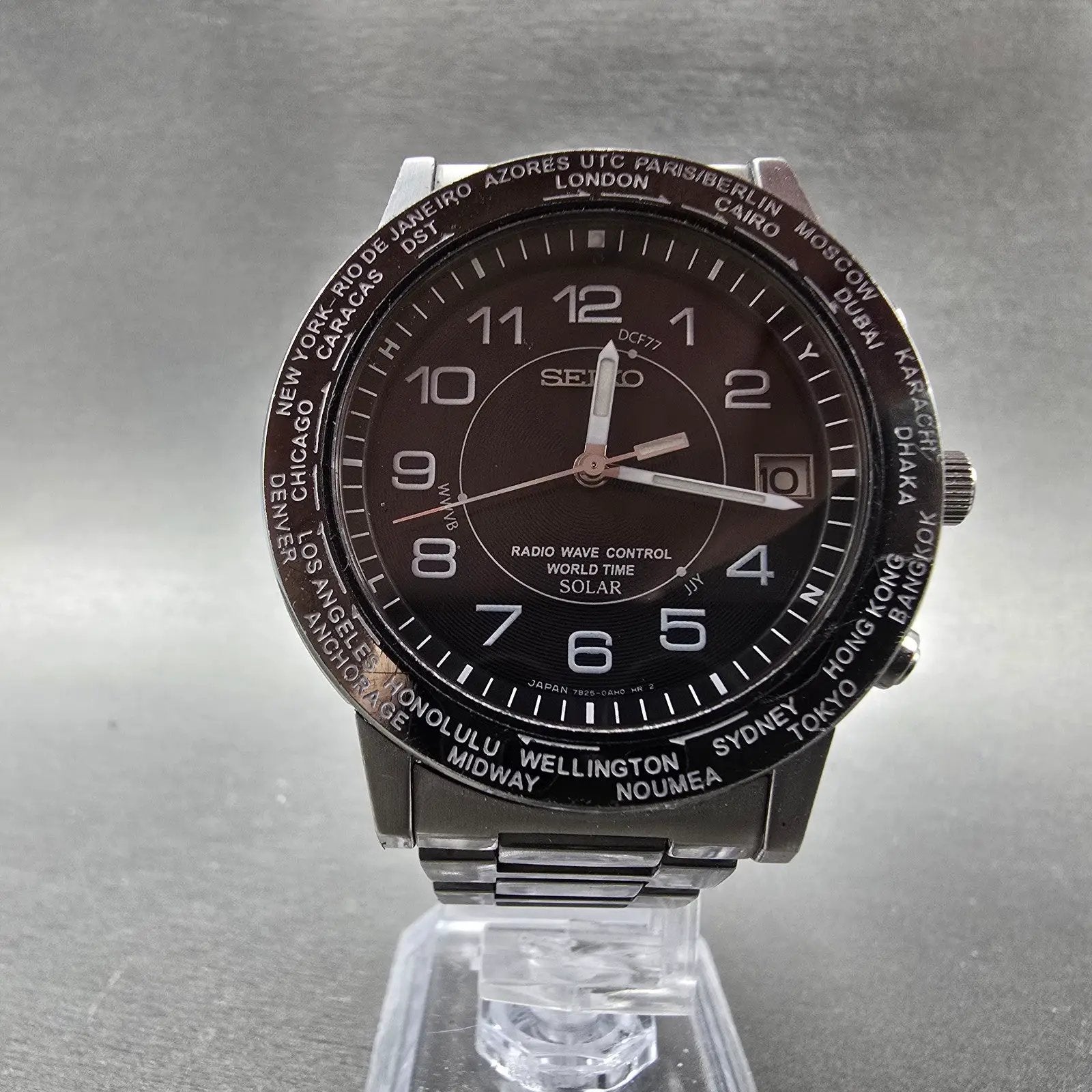 Seiko Solar World Time Watch Men 39mm Black Dial Titanium Date Atomic7B52 PARTS6