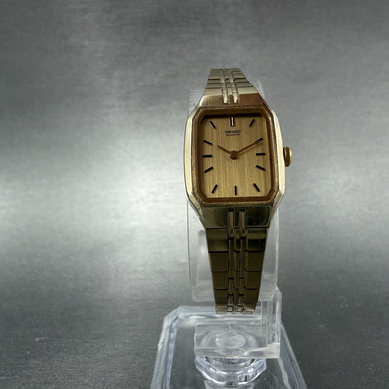 Seiko Watch Women 16mm Gold Dial Gold Tone Octagon 2C20-5209 New Battery6