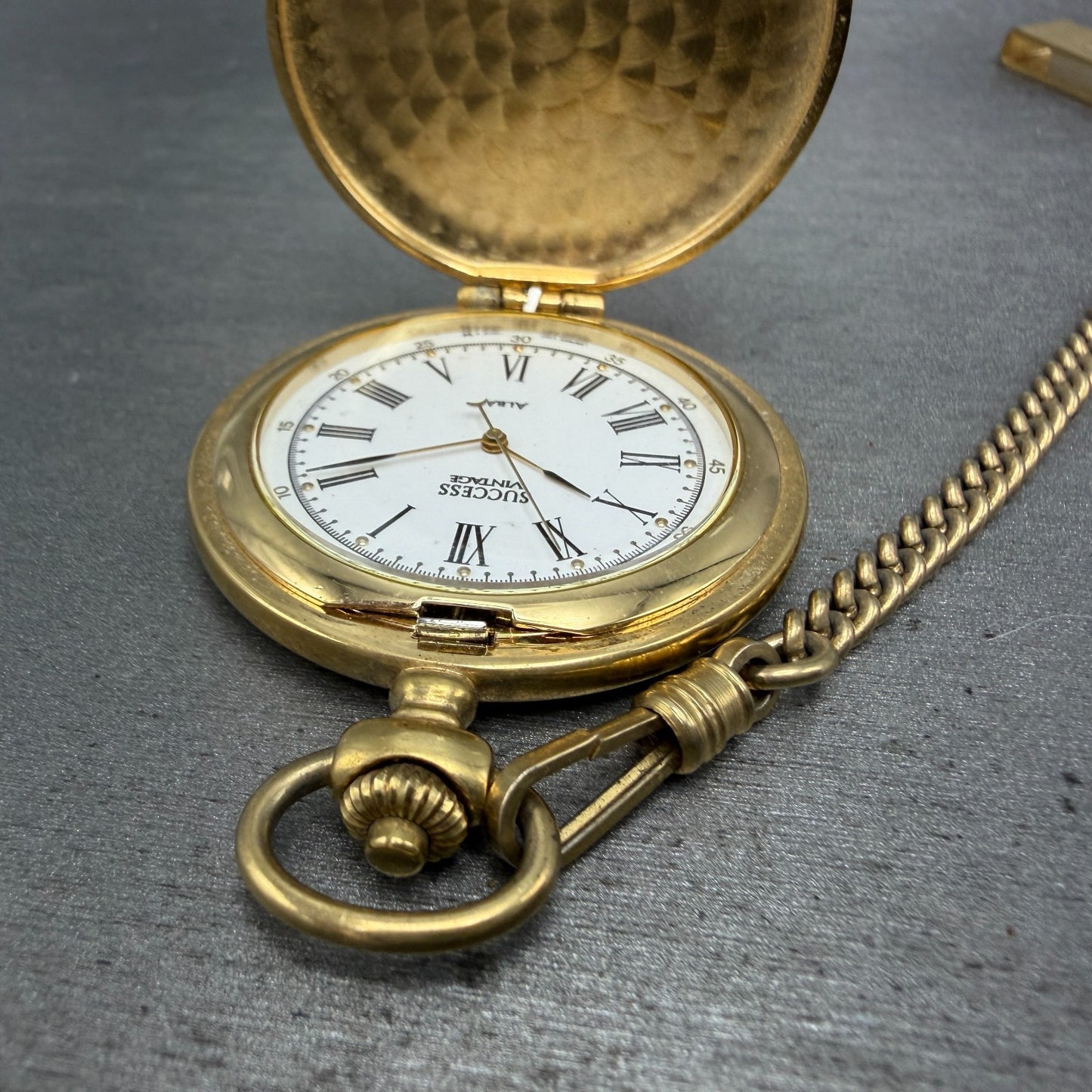 Seiko Alba Success Pocket Watch Men 42mm White Dial Gold Tone V301-0010 New Batt3