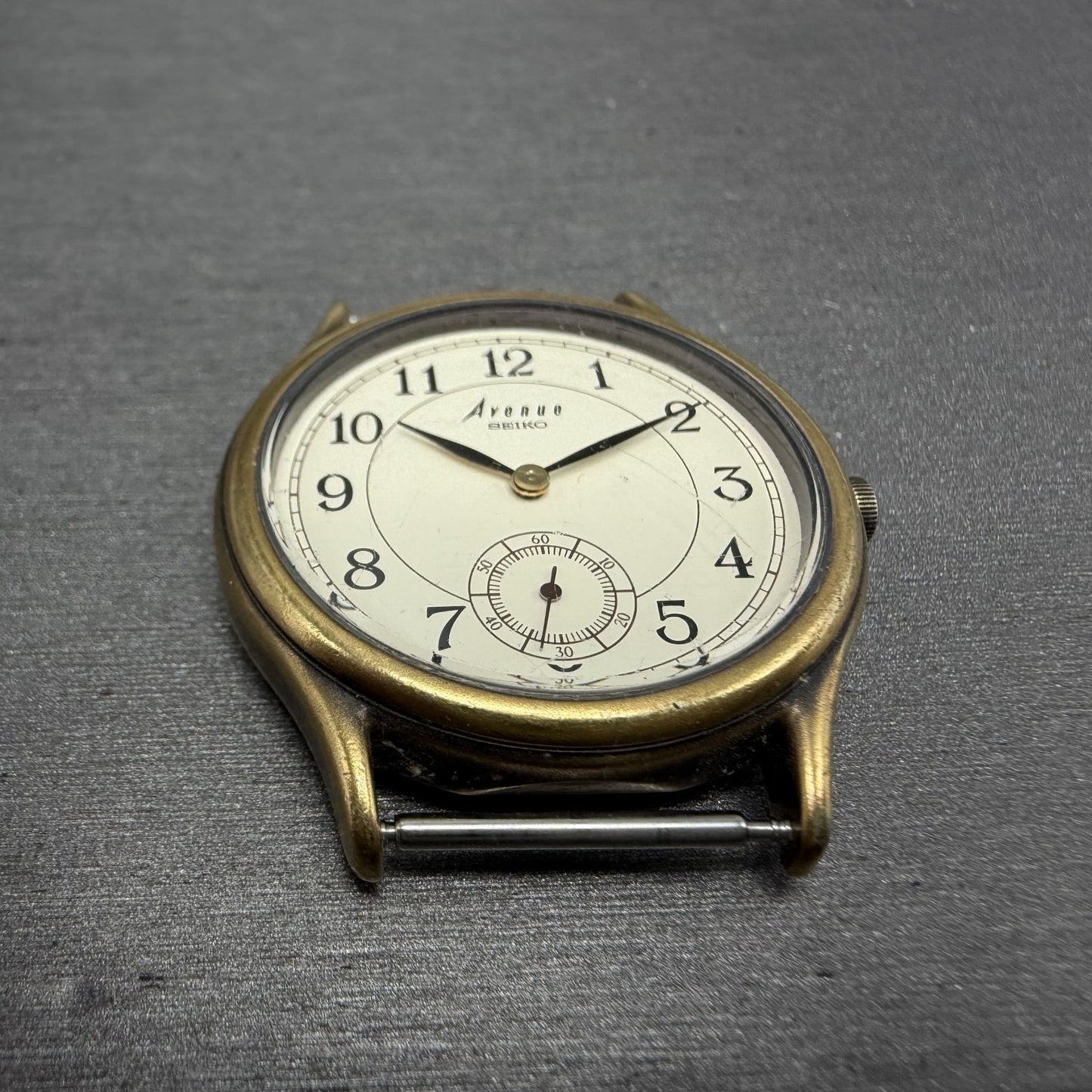 Seiko Avenue Watch Men 31mm White Dial Gold Tone Small Seconds 2G28-6130 PARTS3