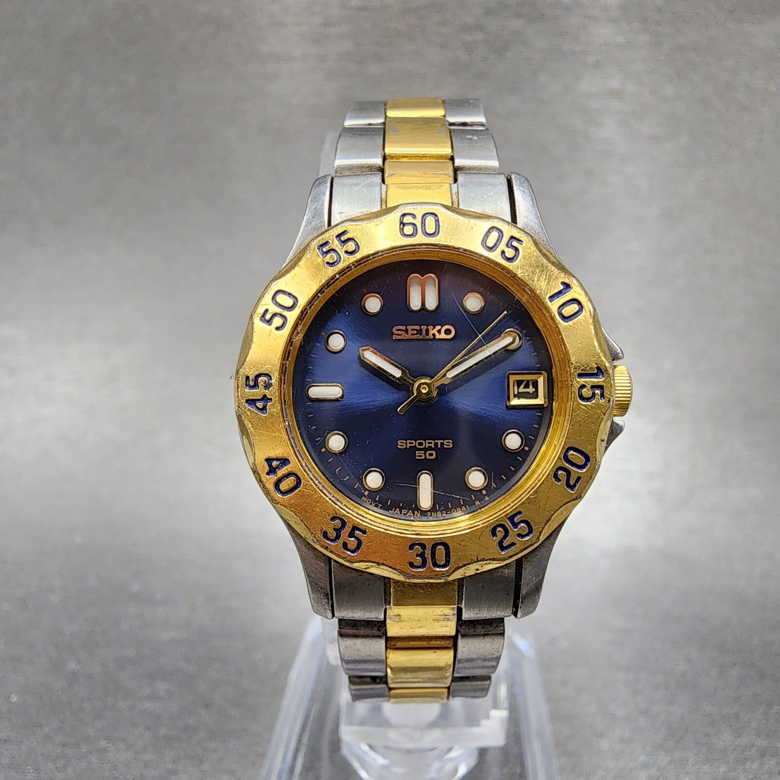 Seiko Sports 50 Watch Women 25mm Blue Dial Two Tone Date Round 7N820329 New bat0