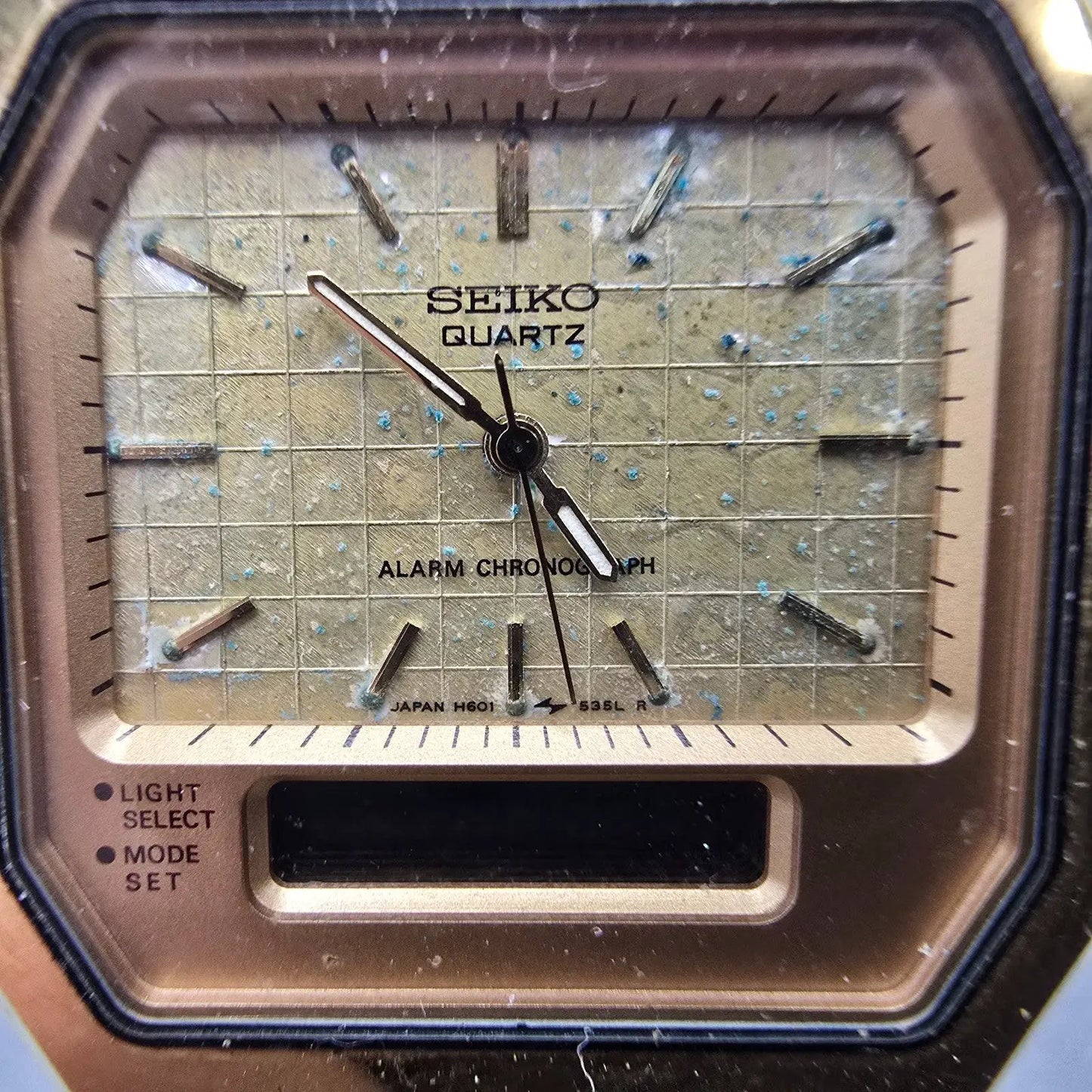 Seiko Analog Digital Watch Men 33mm Gold Dial Gold Tone H601-5389 PARTS Vintage2