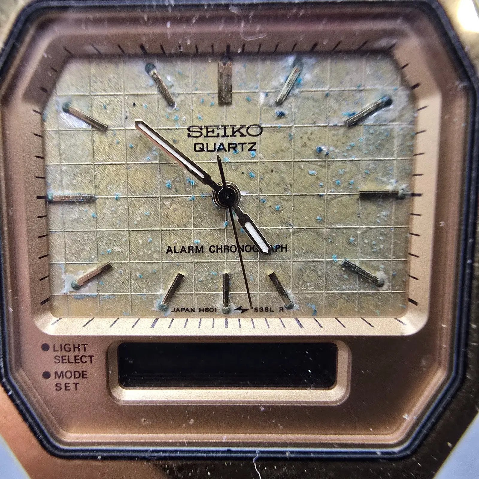 Seiko Analog Digital Watch Men 33mm Gold Dial Gold Tone H601-5389 PARTS Vintage2