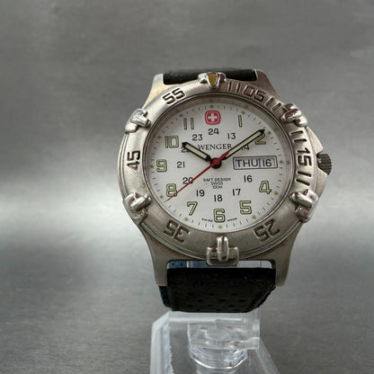 Wenger Dive Watch Men 40mm White Dial Silver Tone Daydate 096.0685 New Battery5