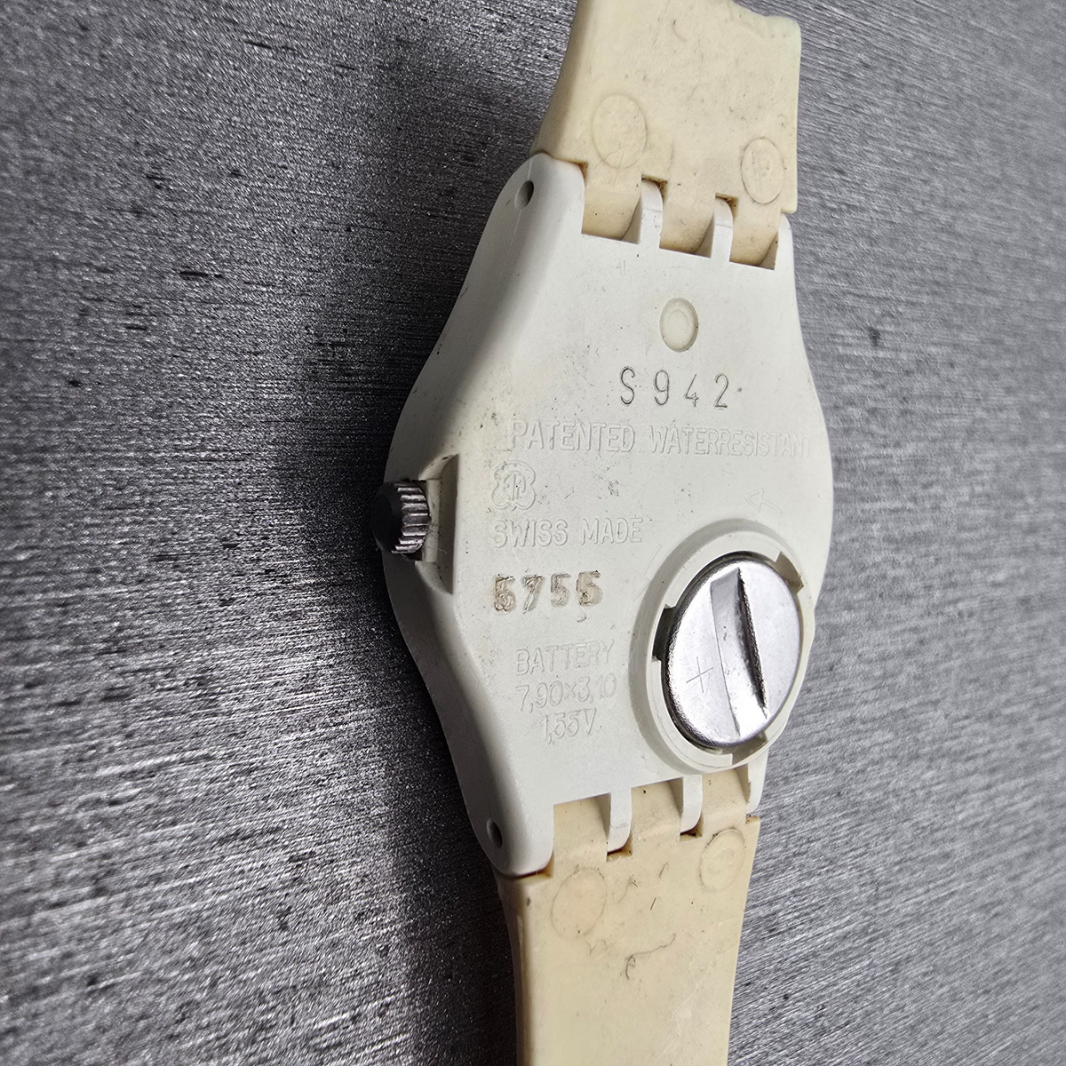 Swatch Frost Watch Women 25mm White Dial White Case Round LW125 New Battery7