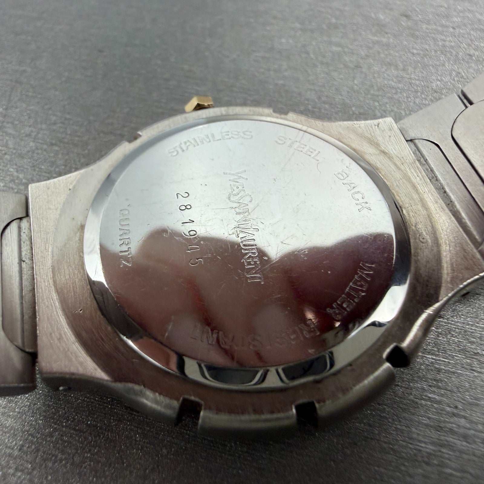 Yves Saint Laurent Watch Men 33m Silver Dial Two Tone Round New Battery9
