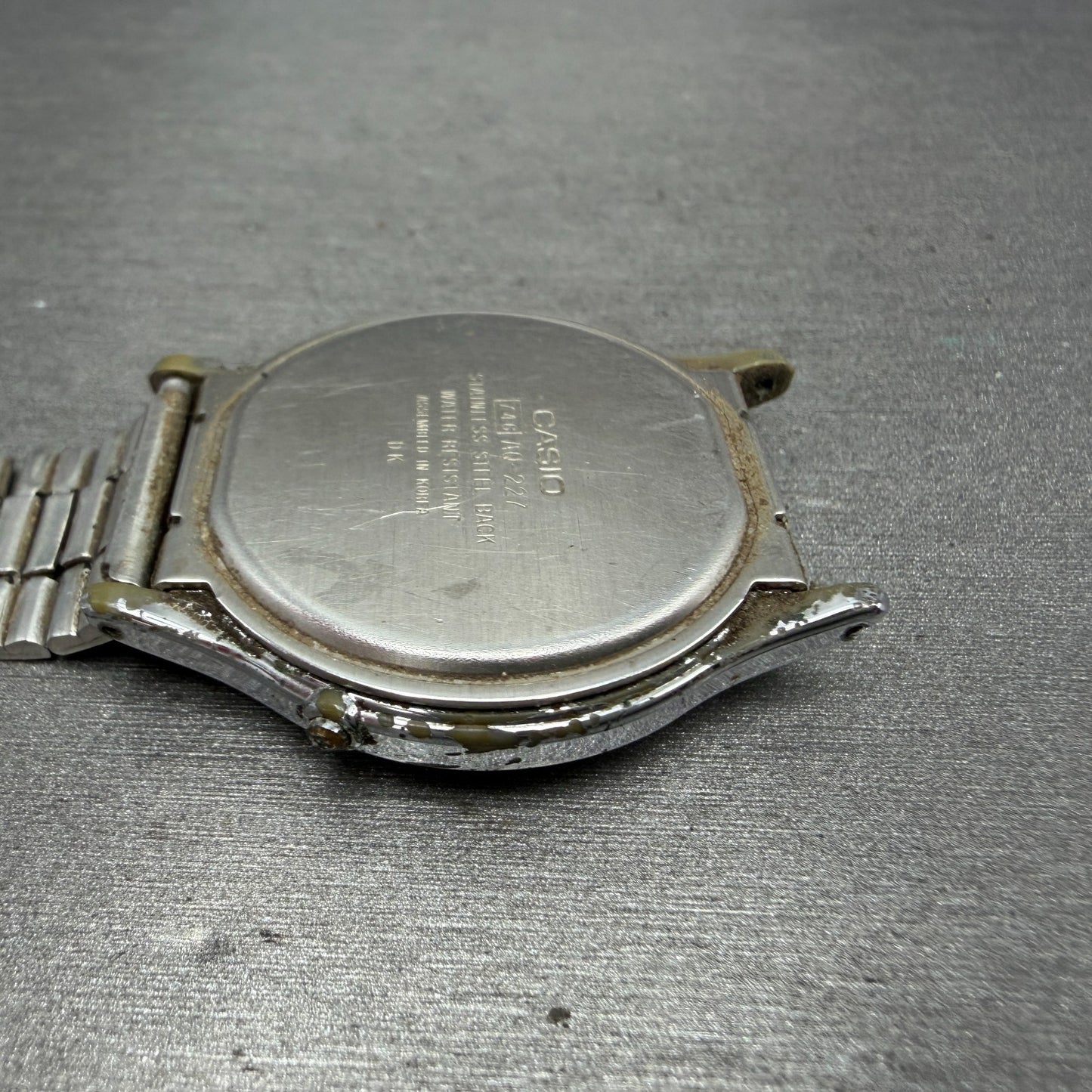 Casio AQ-227 Watch Unisex 35mm White Dial Silver Tone Analog Digital PARTS11