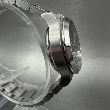 Seiko 5 Watch Women 25mm Balck Dial Stainless Steel Daydate Round 4207-01F0 Runs3