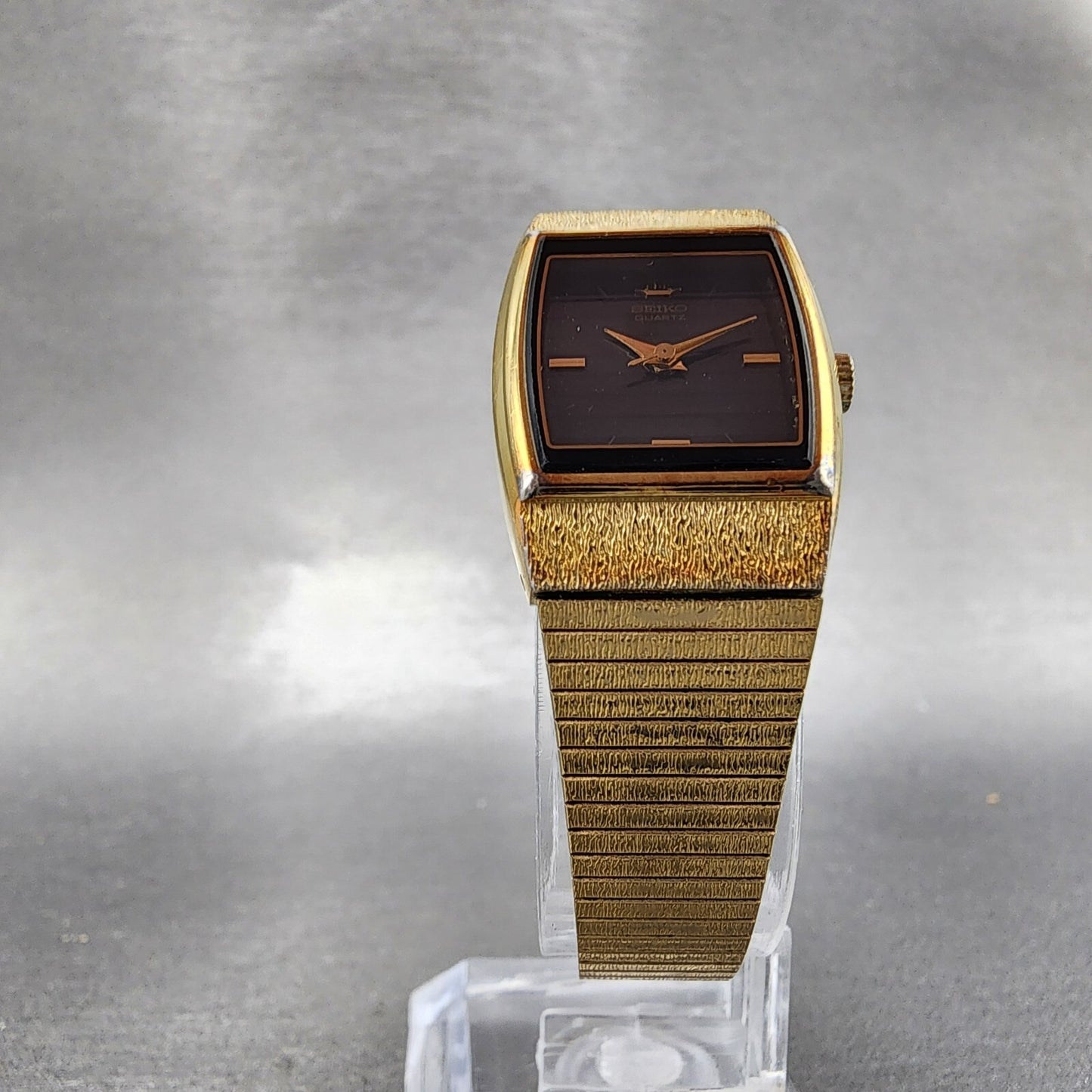 Seiko Tank Watch Women 20mm Black Dial Gold Tone Rectangle 8Y215010 New Battery5