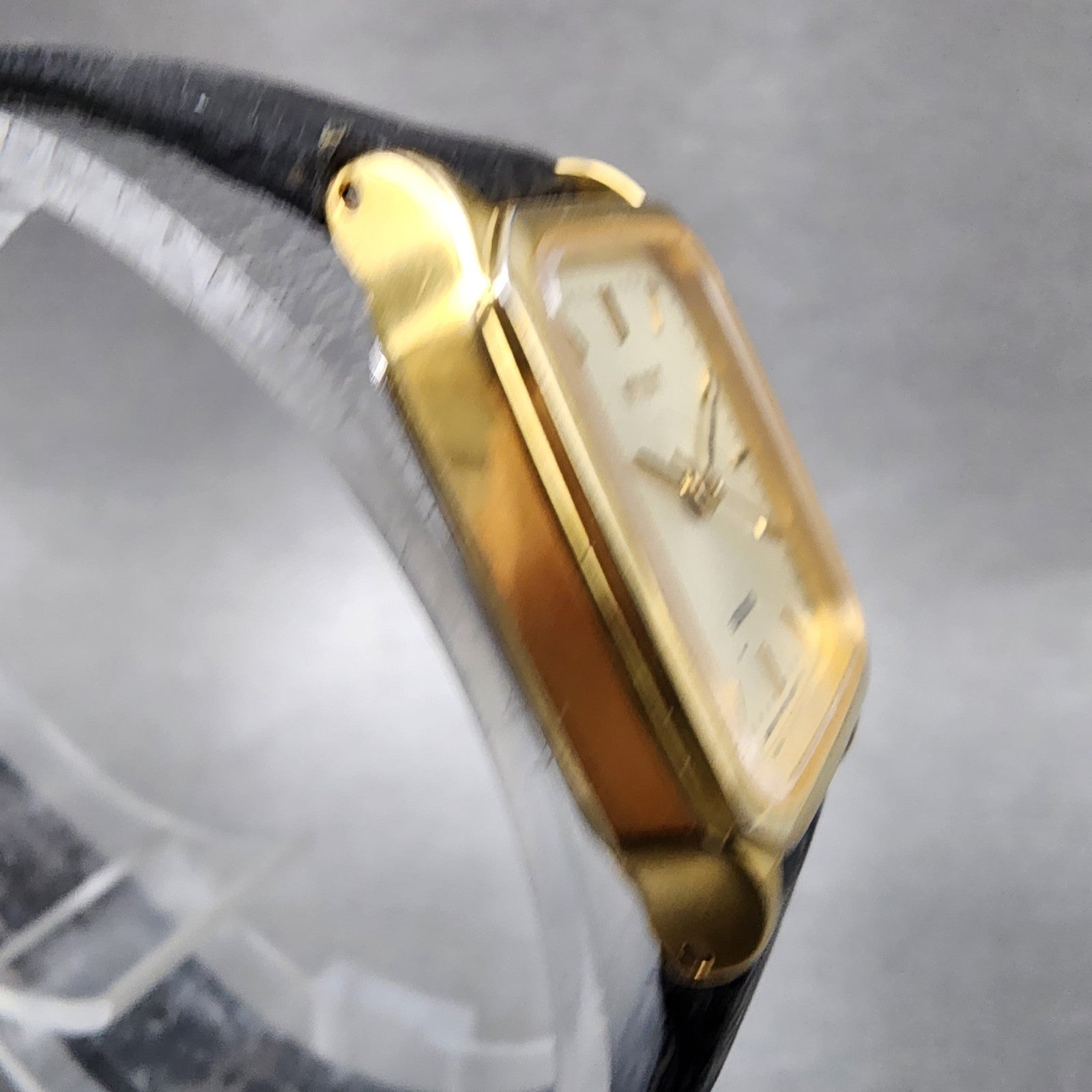 Seiko Spirit Tank Watch Women 20mm Gold Dial Gold Tone 1F215b20 New Battery1