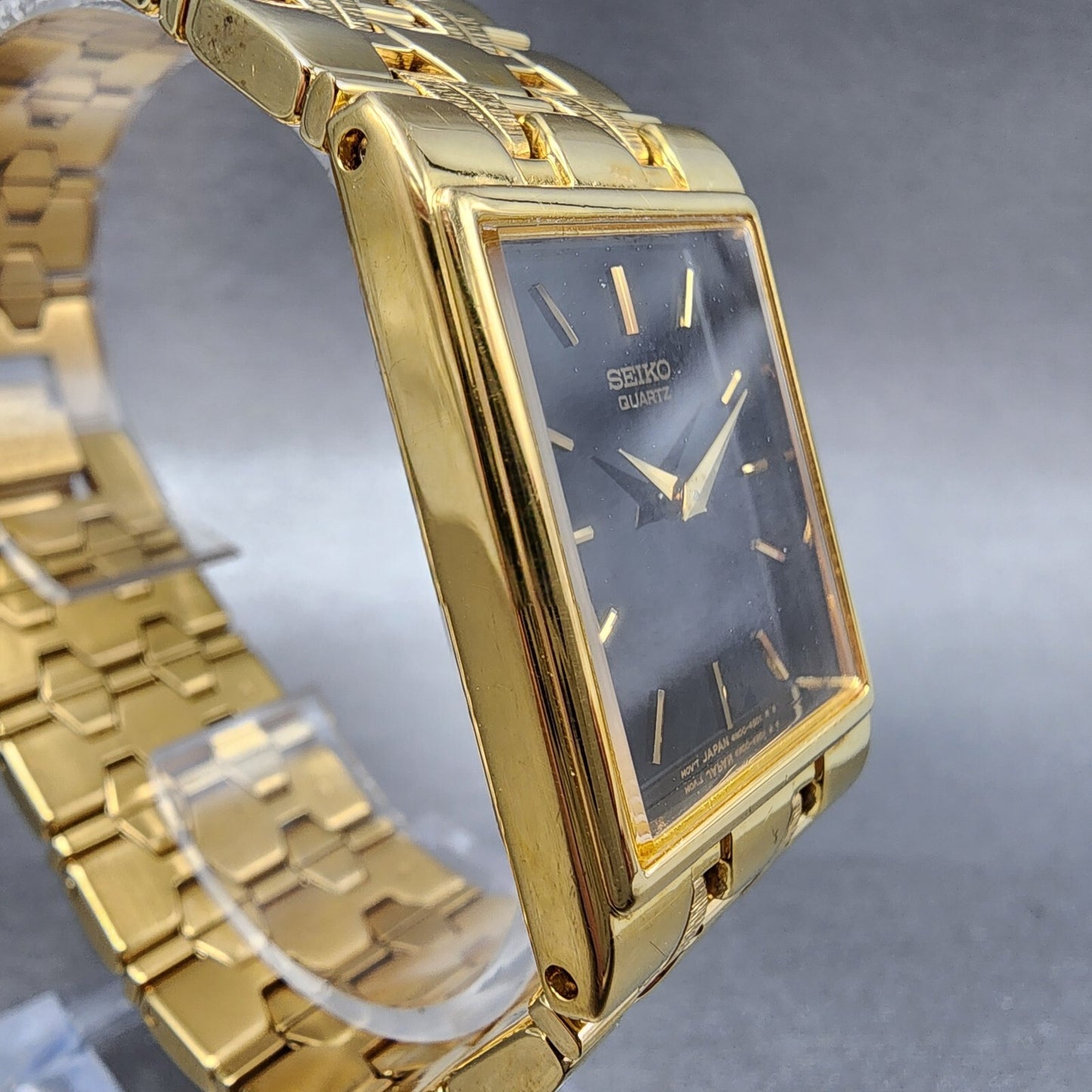 Seiko Tank Watch Men 23mm Black Dial Gold Tone Rectangle 4N00-6511 New Battery