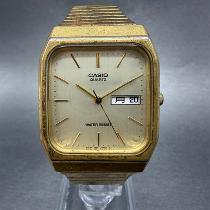 Casio MQ-518 Watch Men 30mm Champange Dial Gold Tone Rectangle Daydate New Batt0