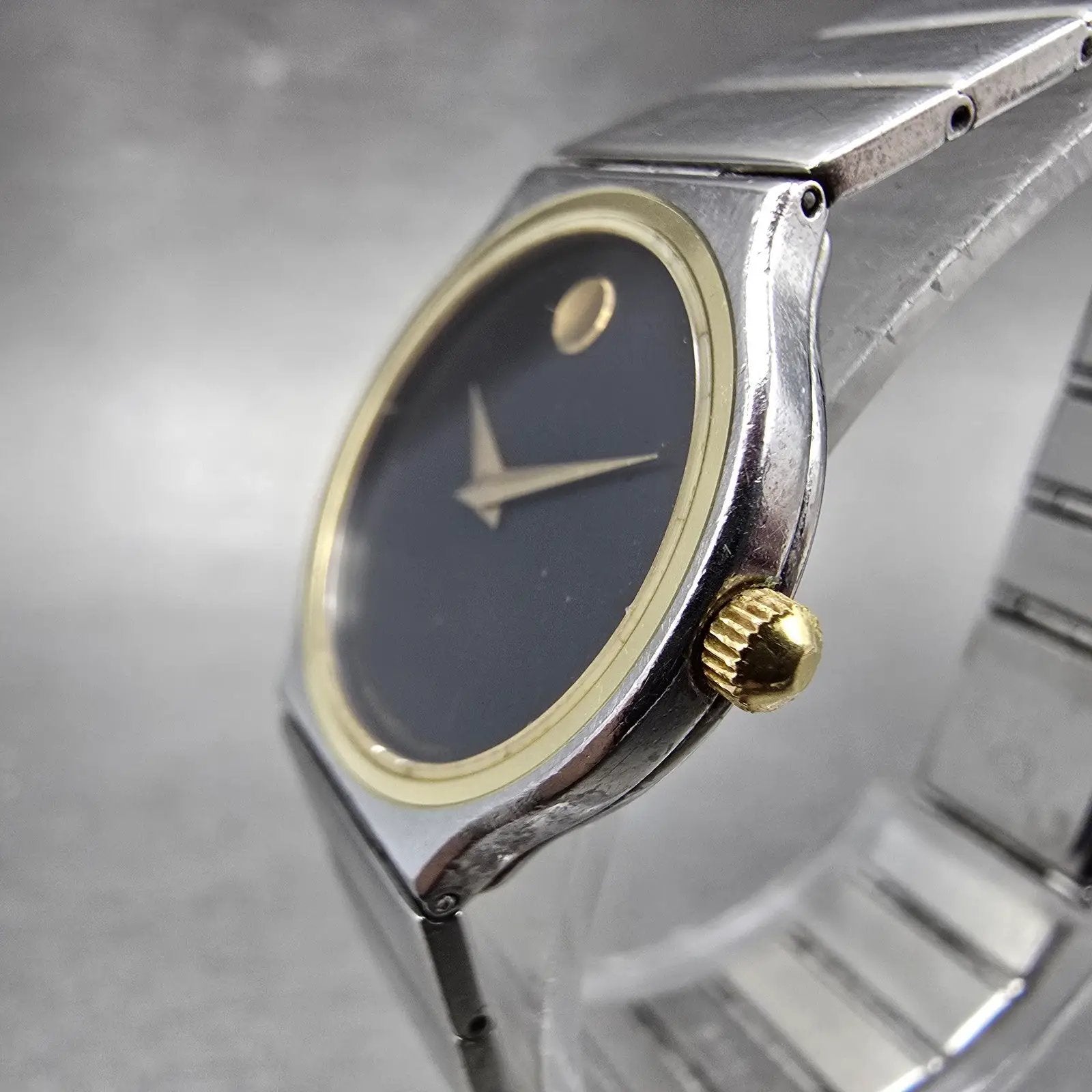 Movado Watch Women 23mm Black Dial Two Tone Round 85-40-881 New Battery Vintage2