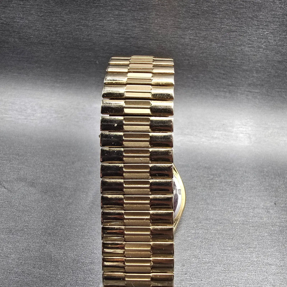 Citizen CQ Mens Watch 36mm Gold Dial Gold Tone Daydate 1100-S63812 New Battery7