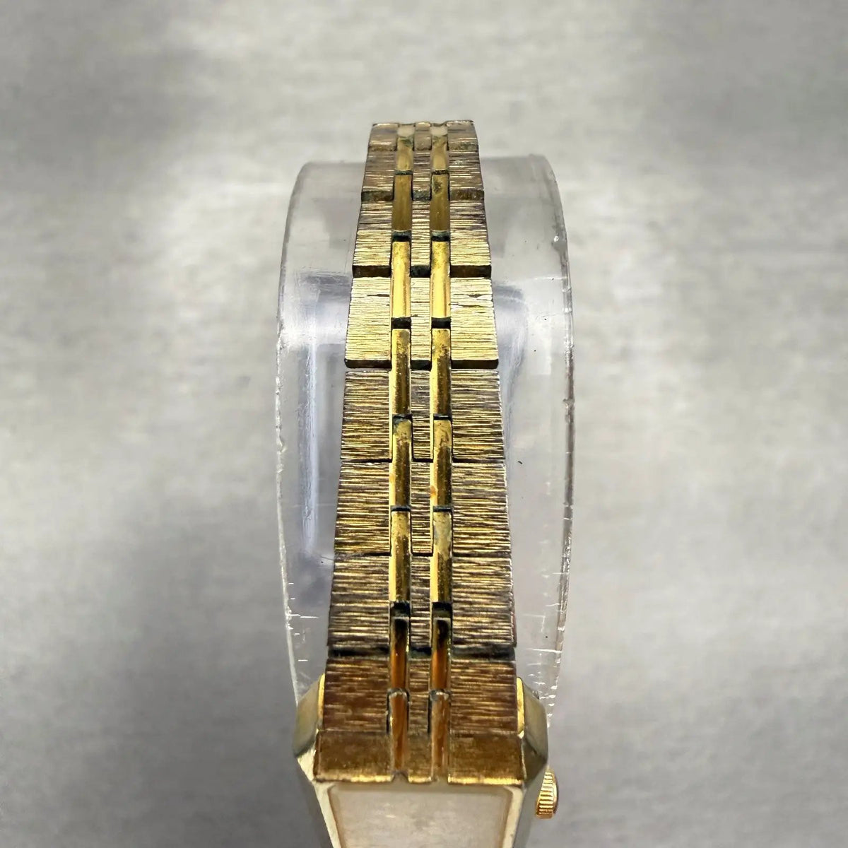 48302290