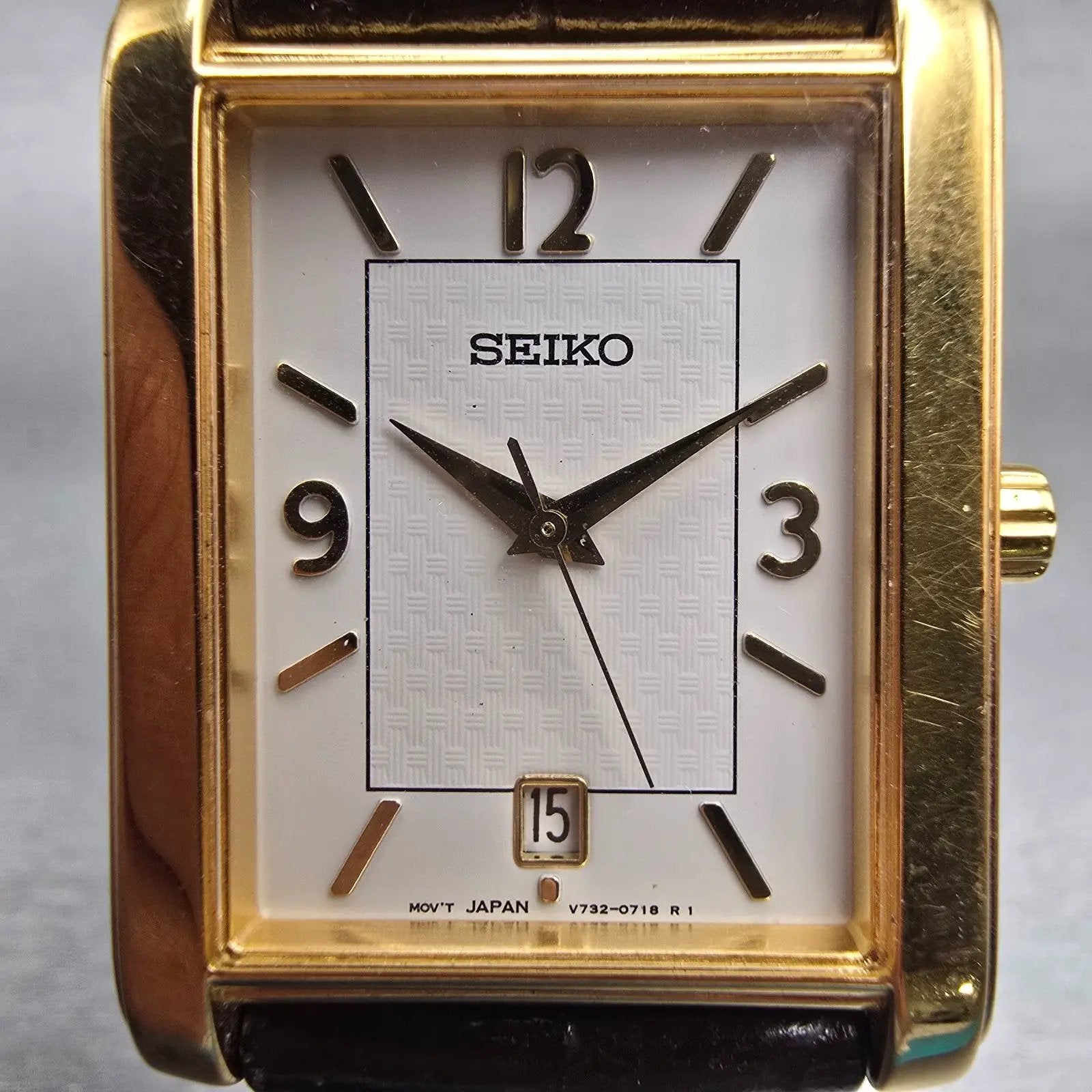 Seiko Tank Watch Men 27mm White Dial Gold Tone Date Rectangle V732-0449 New Batt1