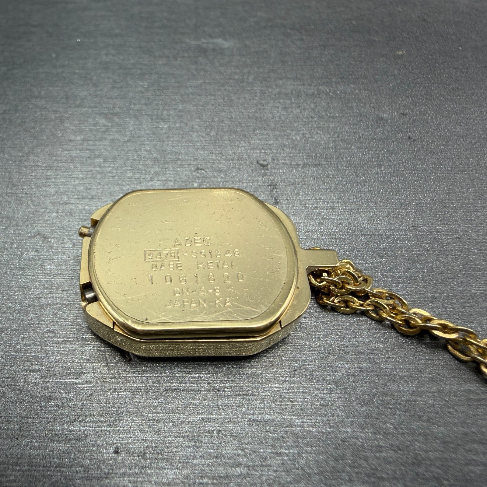 Vega Necklace Watch Women Digital LCD Gold Tone Octagon New Battery Vintage7