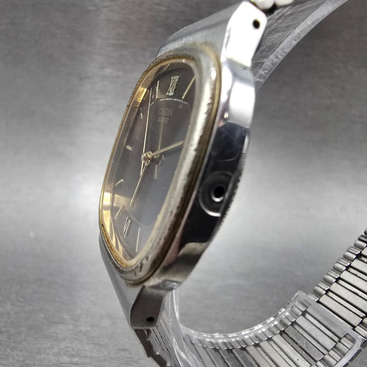 Citizen CQ Watch Men 33mm Brown Dial Two Tone Rectangle 1230-214528 Runs PARTS3