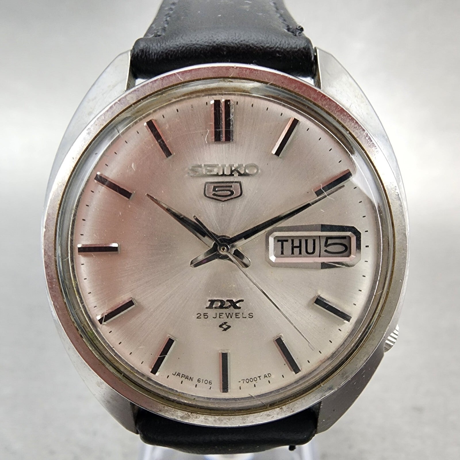 Seiko 5 DX Watch Men 36mm Silver Dial Steel Daydate Round Automatic Runs1