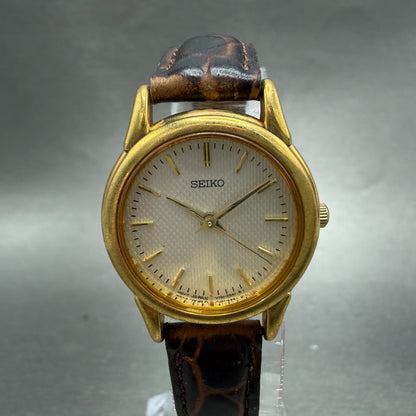 Seiko Watch Women 25mm White Dial Gold Tone Round V701-1930 New Battery Vintage0