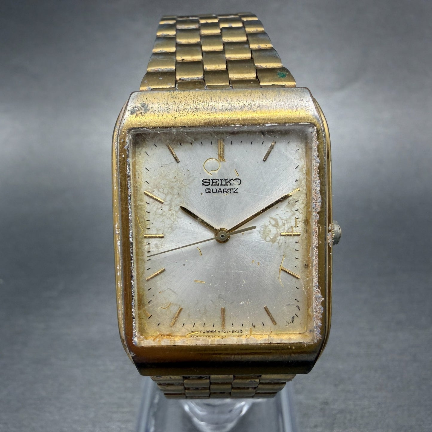 Seiko Tank Watch Men 25mm Silver Dial Gold Tone Rectangle V701-5k09 New Battery0