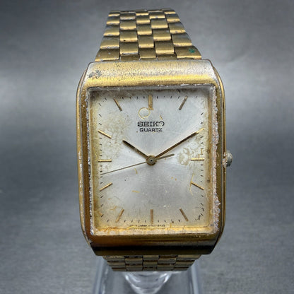 Seiko Tank Watch Men 25mm Silver Dial Gold Tone Rectangle V701-5k09 New Battery0