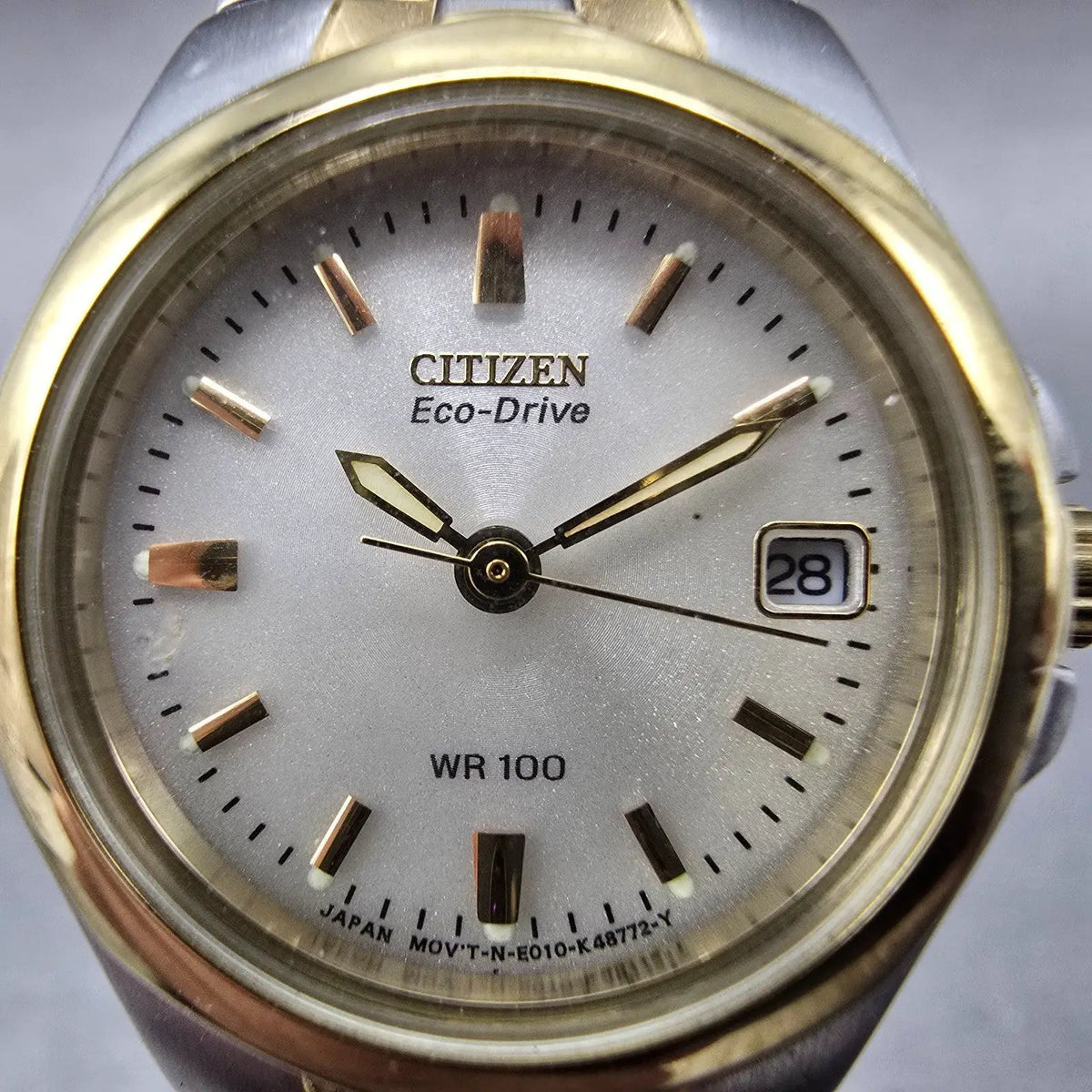 Citizen Eco-Drive Watch Women 25mm Silver Dial Two Tone Date Round Works E010 jp1