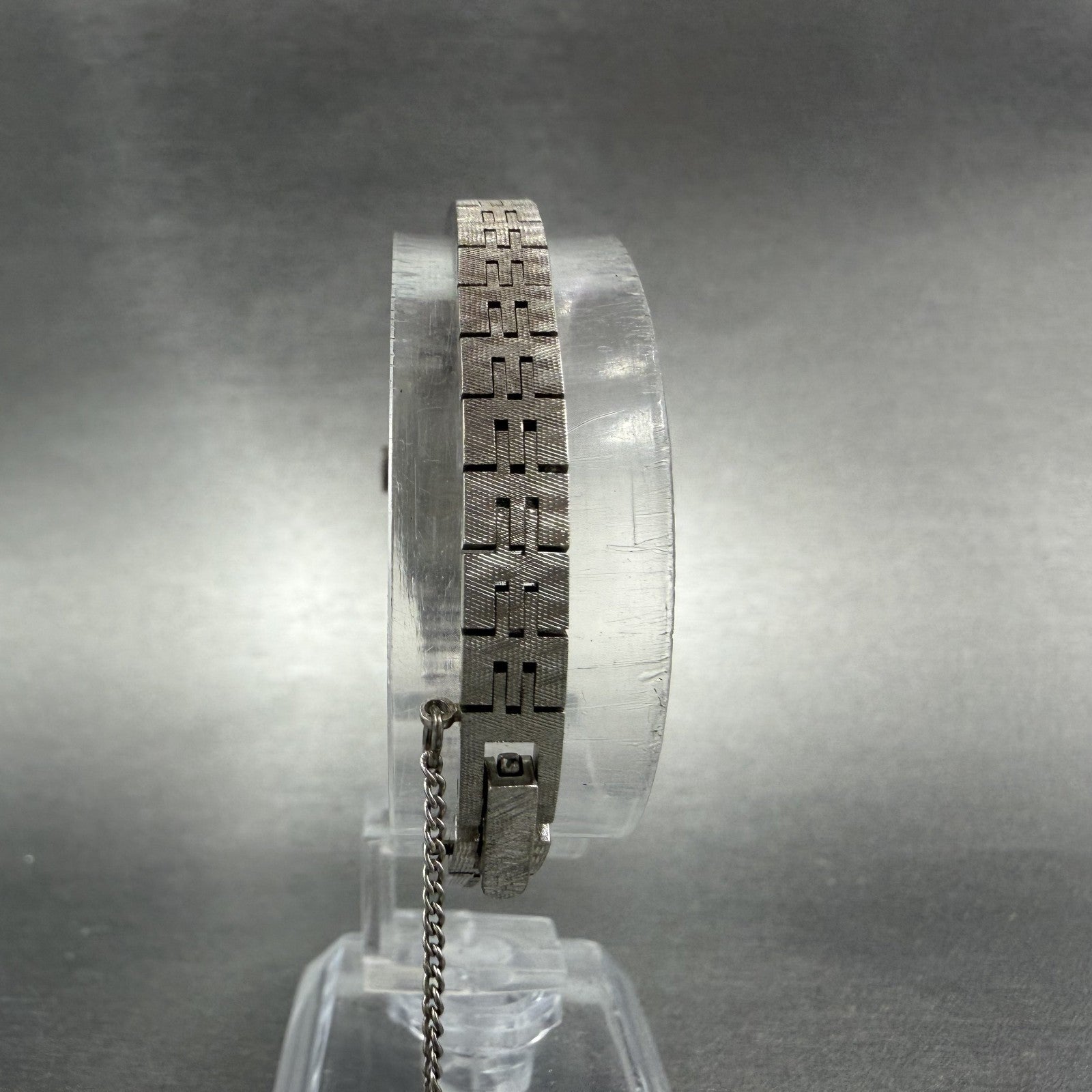 Seiko Watch Women 14mm Silver Dial Silver Tone Rectangle Manual Wind Runs7