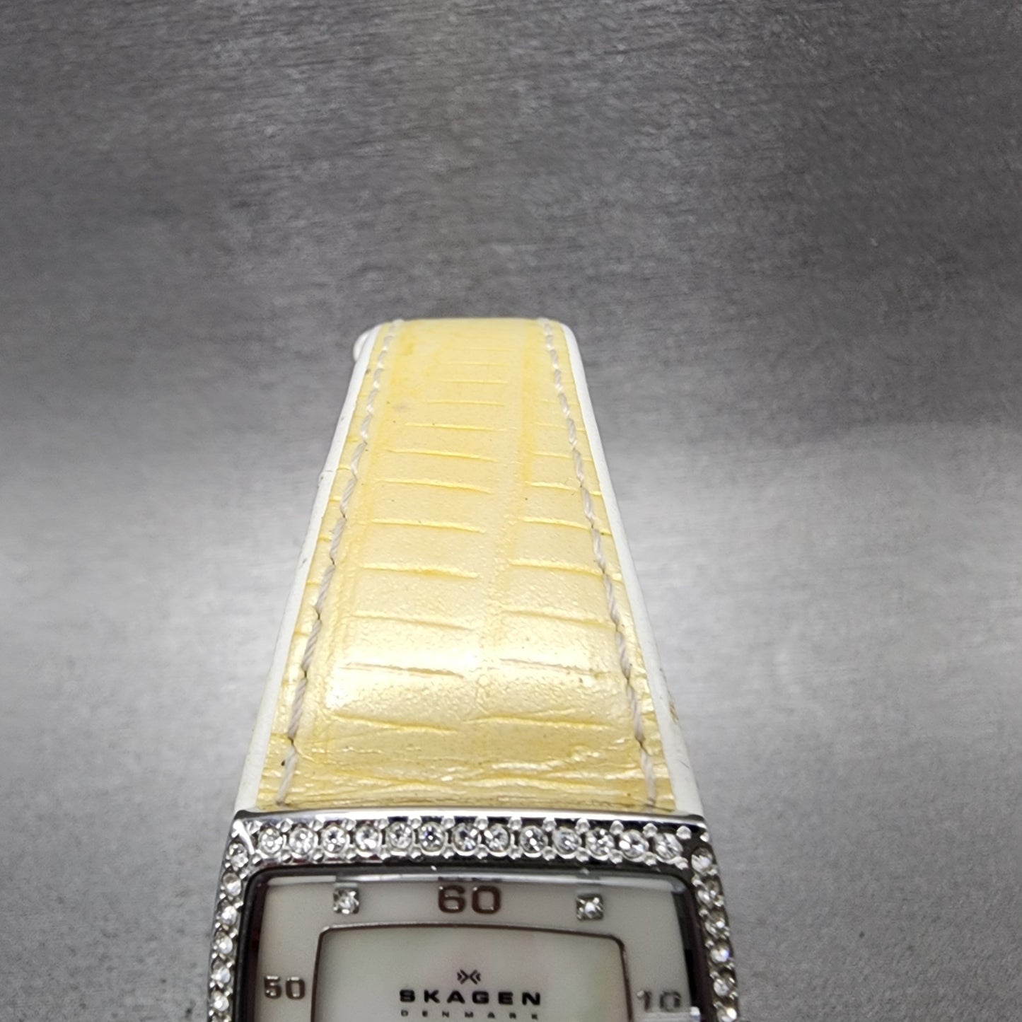Skagen Tank Watch Women 27mm MOP Dial Silver Tone Rectangle Leather New Battery4