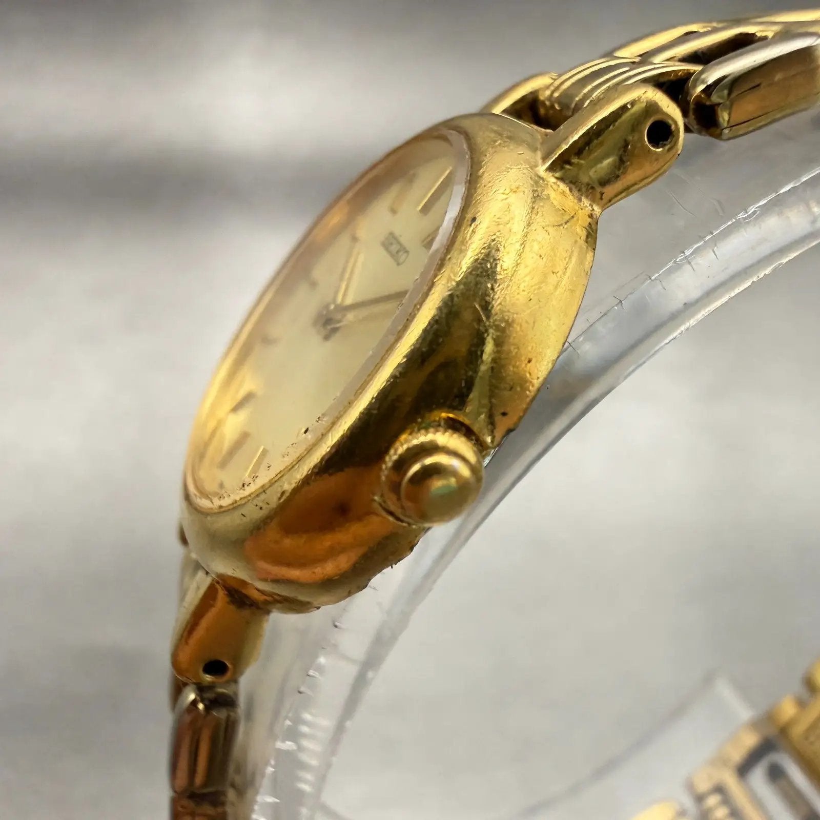 Seiko Watch Women 21mm Champagne Dial Gold Tone Round 1N00-1E09 New Battery VTG2