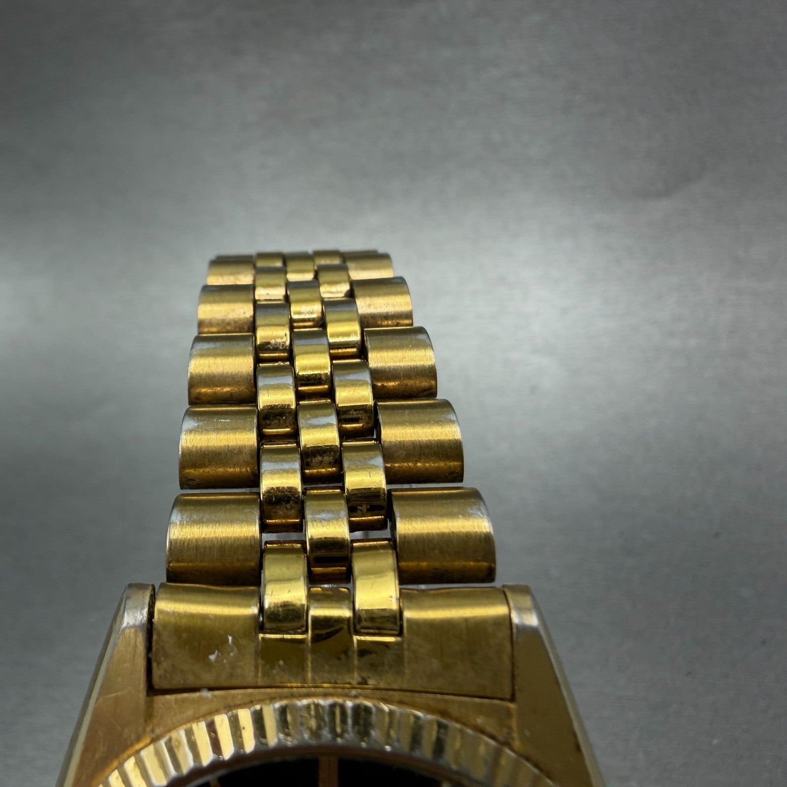 Seiko SQ President Watch Men 36mm Black Dial Gold Tone Daydate 5Y23-8A69 NewBatV4