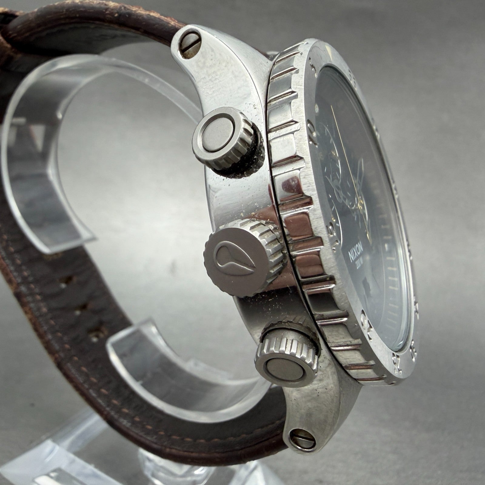 Nixon 48-20 Chrono Watch Men 48mm Brown Dial Silver Tone Date Round New Battery3
