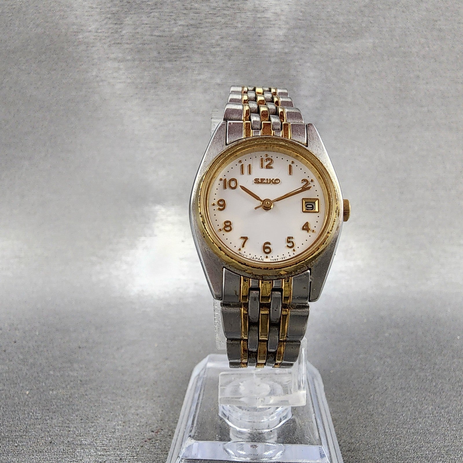 Seiko Watch Women 24mm White Dial Two Tone Date Round 7n82-6001 New Battery5