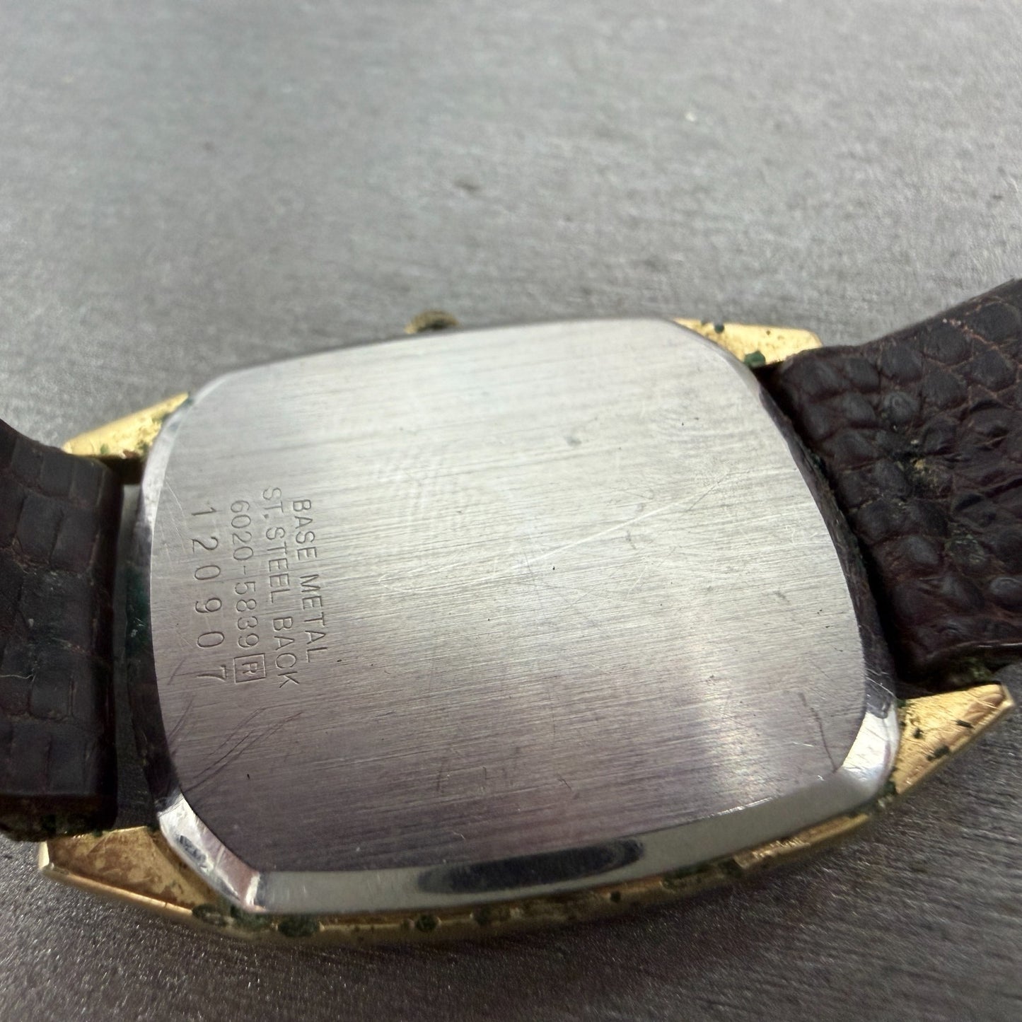 Seiko Lassale Tank Watch Men 28mm Champagne Dial Gold Tone 6020-5839 New Battery9