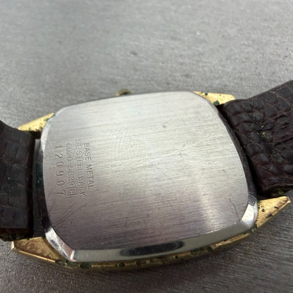 Seiko Lassale Tank Watch Men 28mm Champagne Dial Gold Tone 6020-5839 New Battery9
