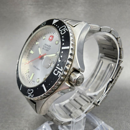 Wenger Swiss Military Dive Watch Men 39mm Silver Dial Steel Date Round New Batt