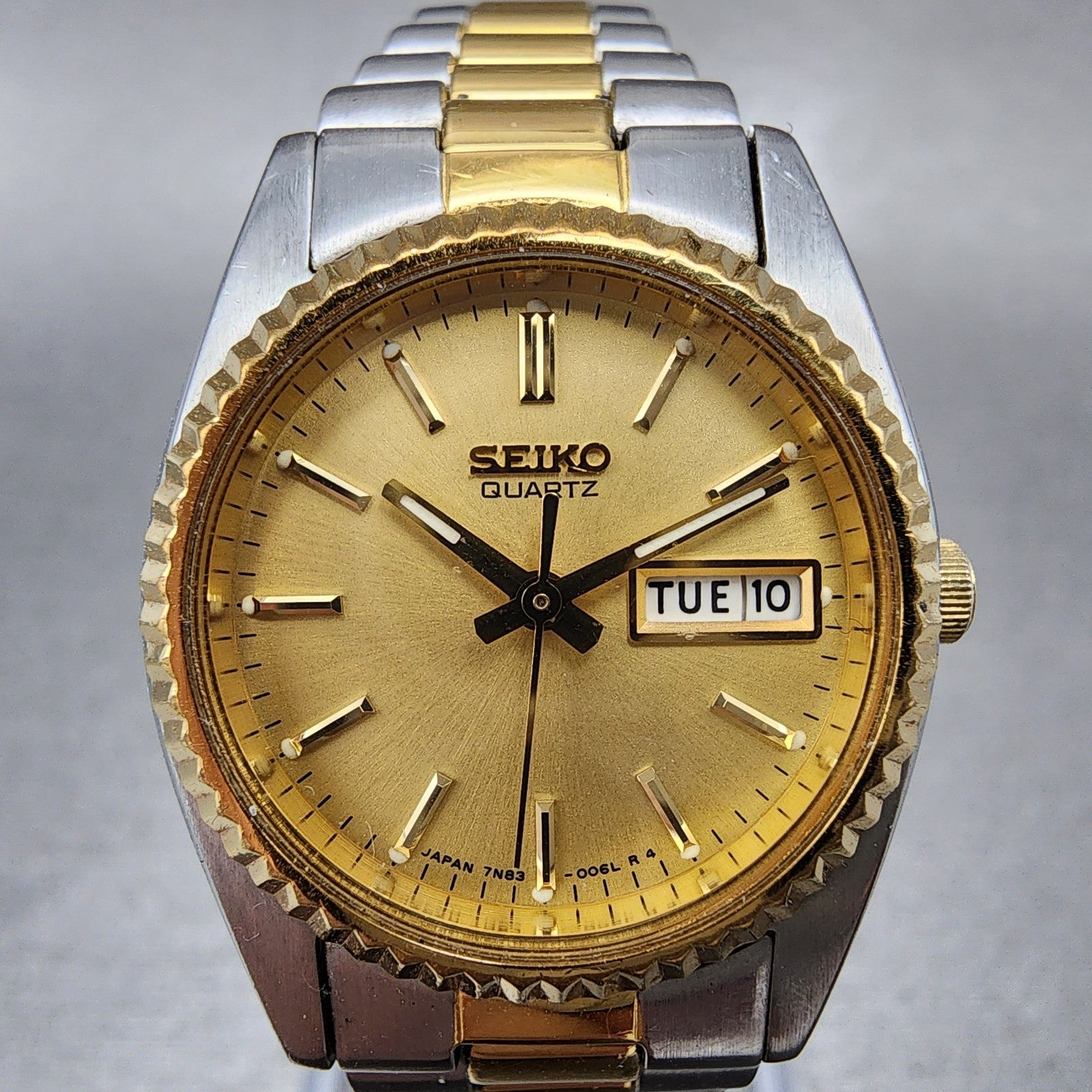 Seiko Watch Women 24mm Gold Dial Two Tone Daydate Round 7n830041 New Battery AB1