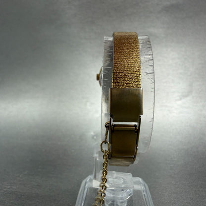 Seiko Watch Women 20mm Black Dial Gold Tone Round 8Y21-0020 New Battery Vintage7