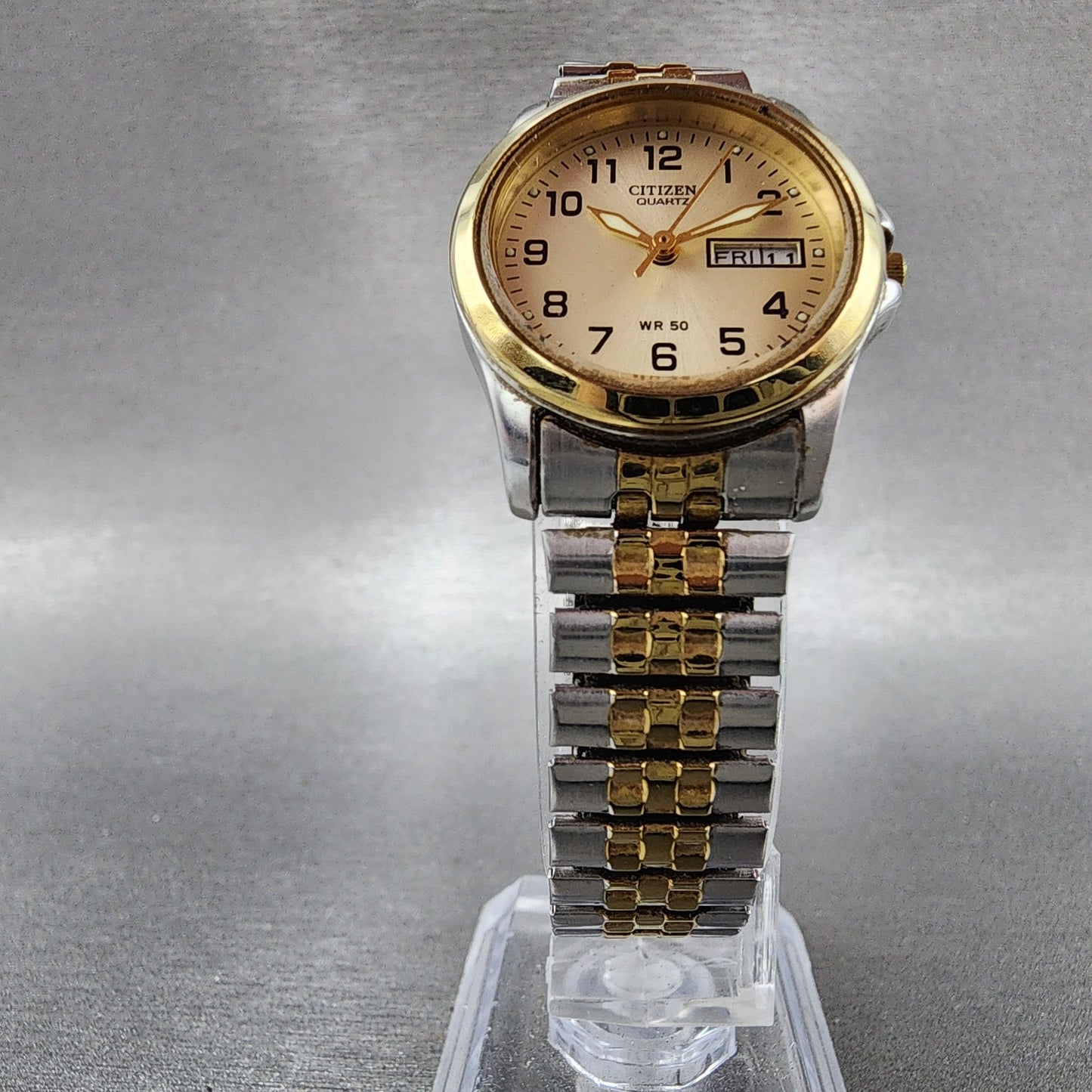 Citizen CQ Watch Women 25mm Cream Dial Two Tone Daydate Round New Battery5
