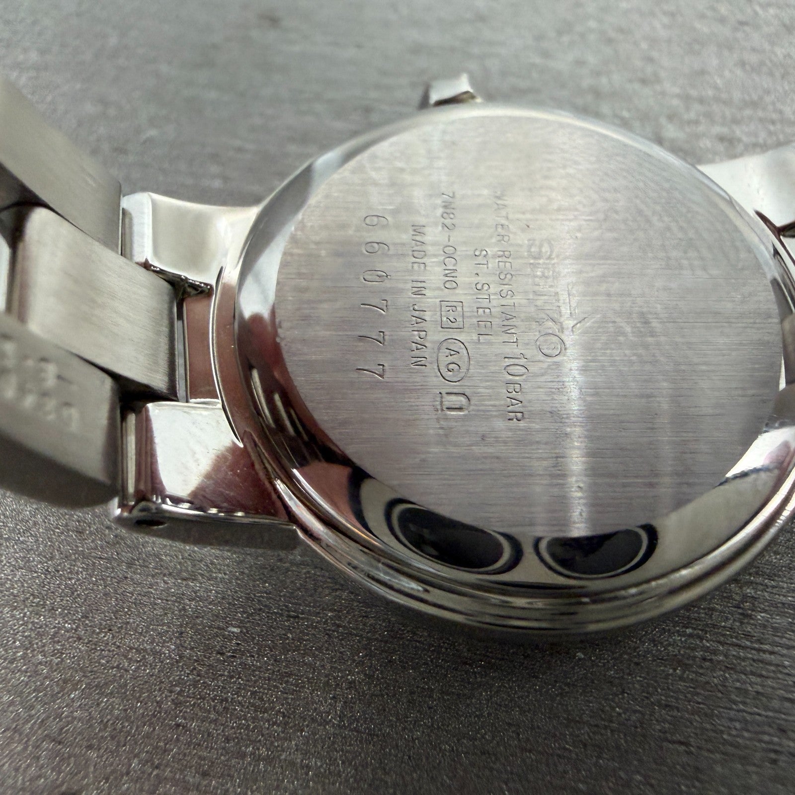 Seiko Lukia Watch Women 26mm Pink Dial Silver Tone Date 7N82-0CN0 New Battery9