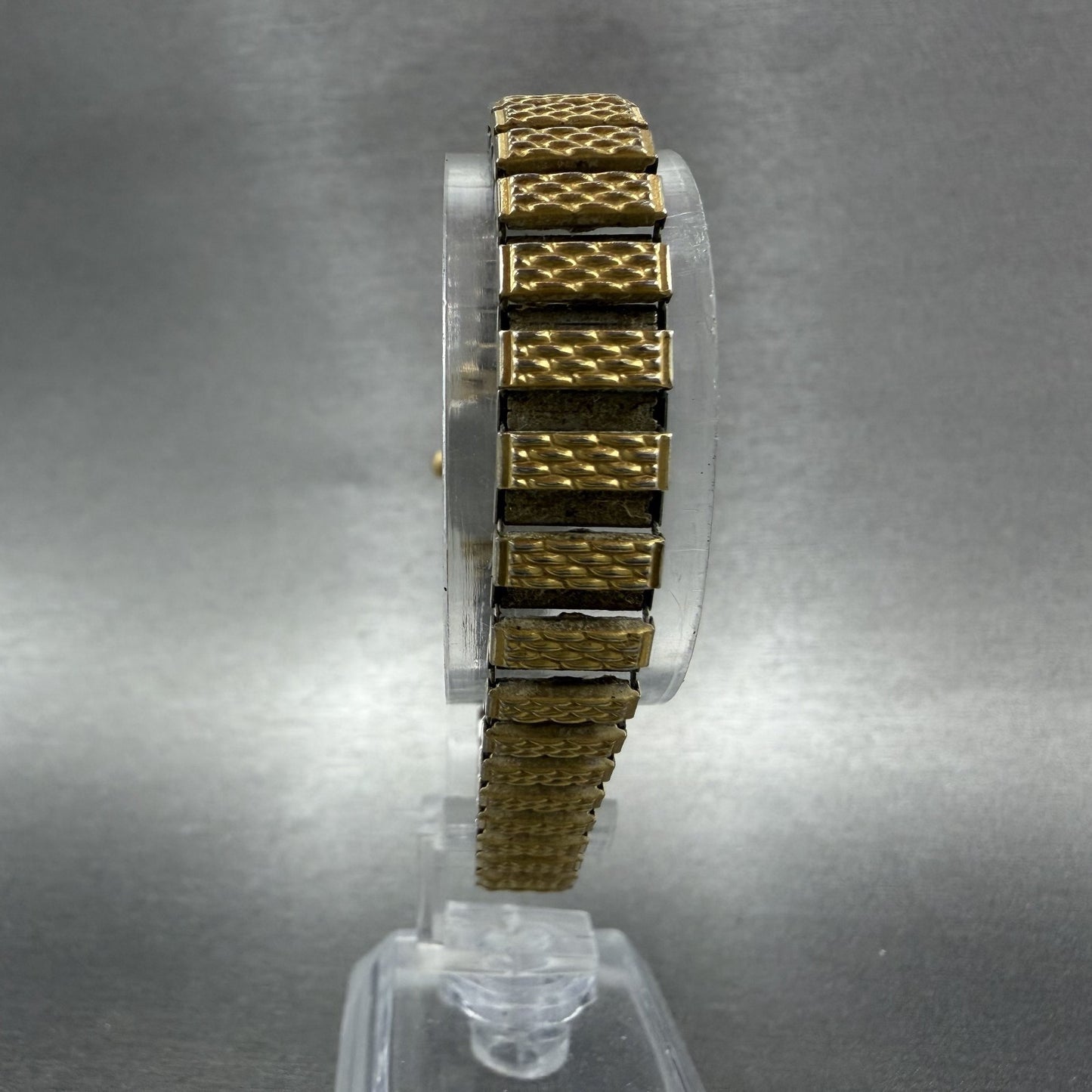 Seiko Watch Women 17mm Champagne Dial Gold Tone Rectangle 2y005b49 New Battery7