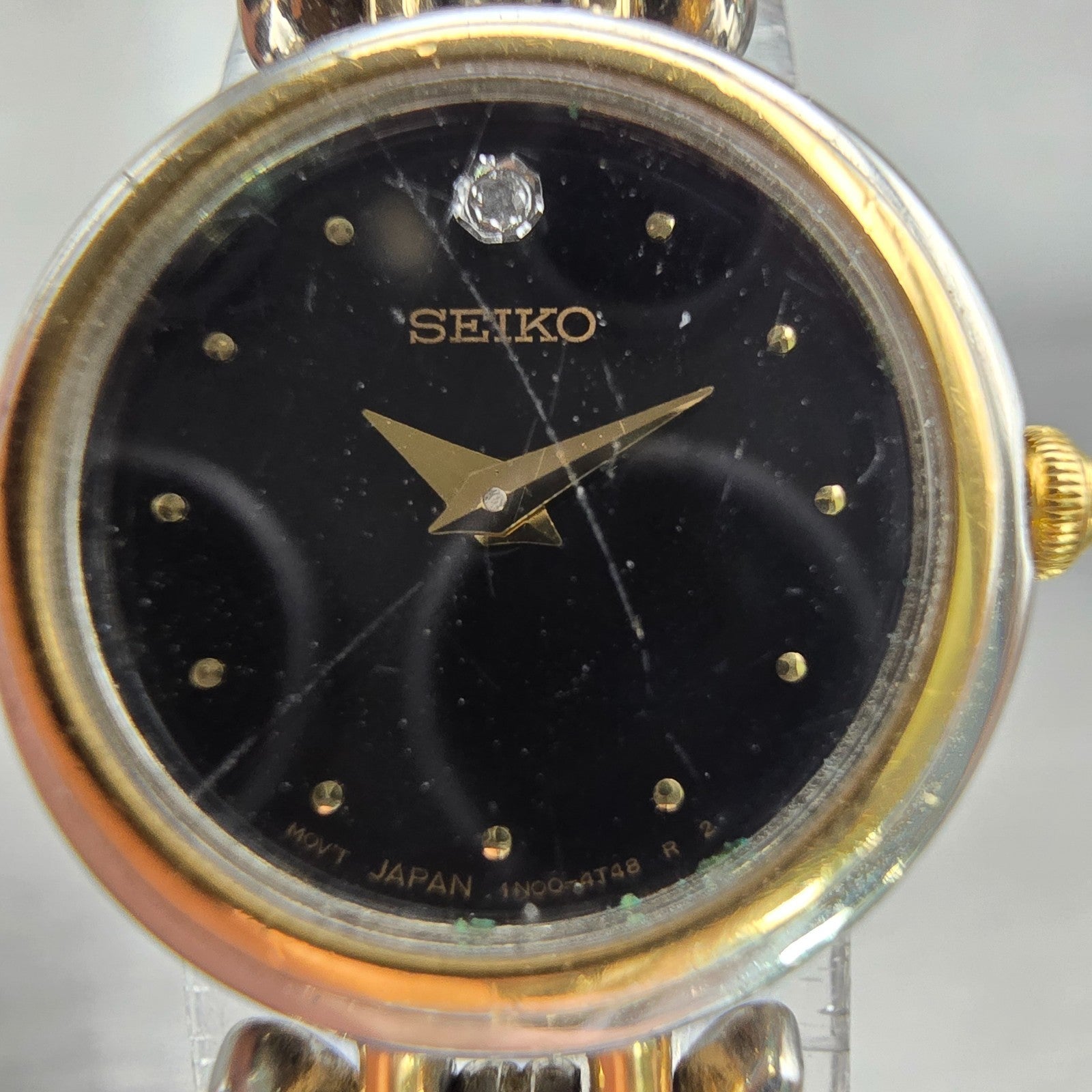 Seiko Watch Women 20mm Black Dial Two Tone Round 1N00-1D99 New Battery Vintage1