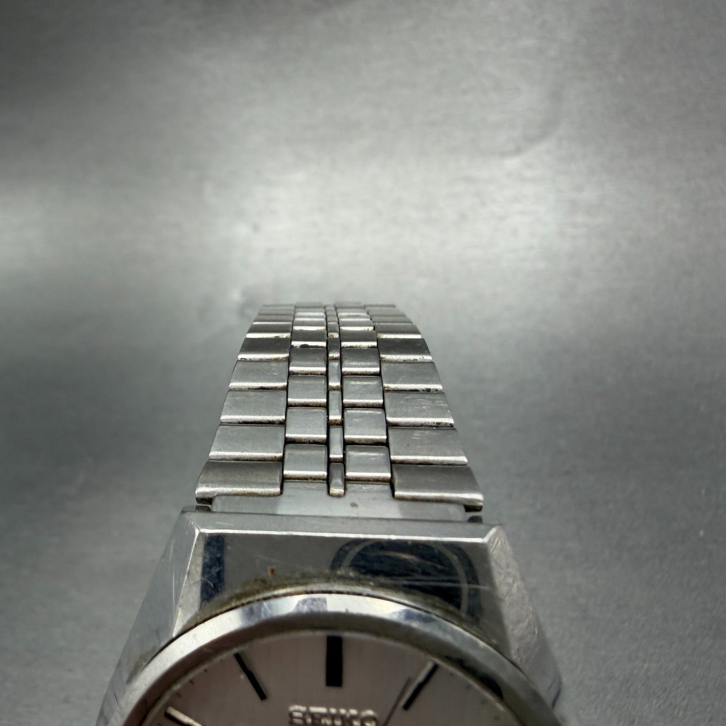 Seiko Type II Watch Men 35mm Silver Dial Silver Tone Daydate 7123-8100 New Batt34